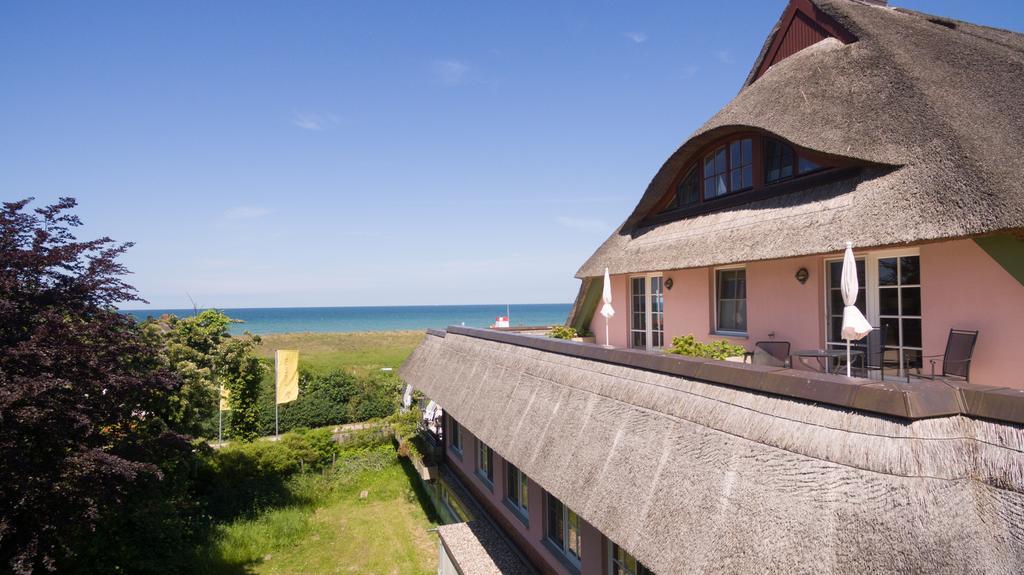 Romantik Hotel Namenlos Ahrenshoop Exterior photo